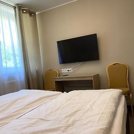 Gracja Bed and Breakfast Warszawa Exteriör bild