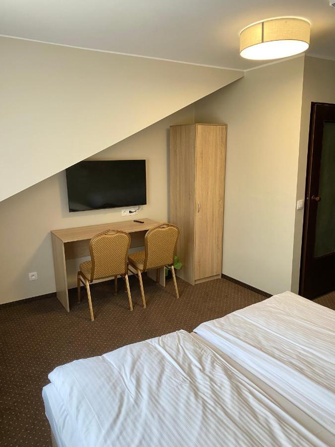 Gracja Bed and Breakfast Warszawa Exteriör bild