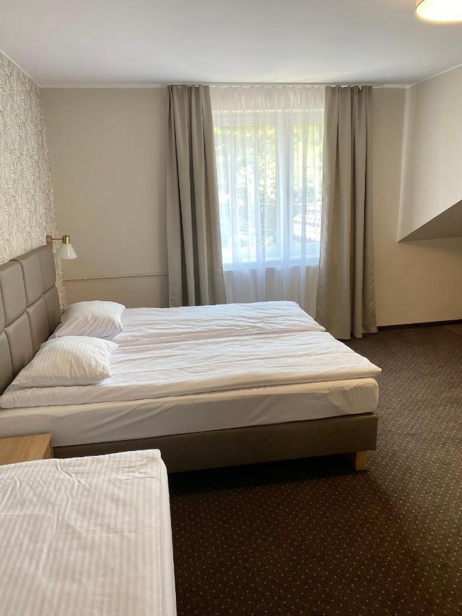 Gracja Bed and Breakfast Warszawa Exteriör bild