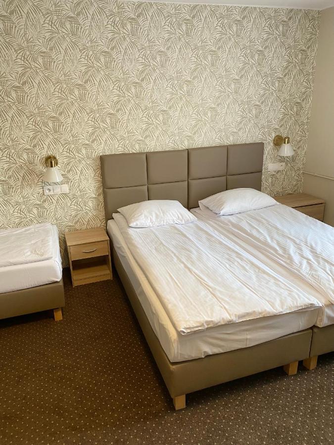 Gracja Bed and Breakfast Warszawa Exteriör bild